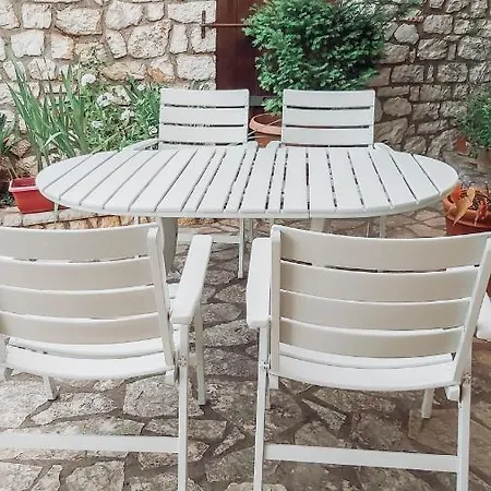 דירה Agrilia Maison Razáta