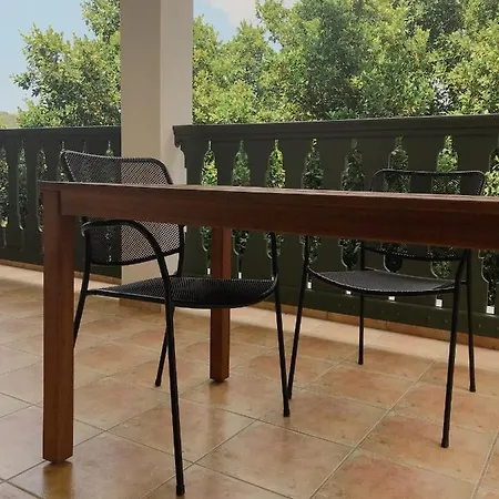 Agrilia Maison * Razáta