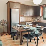Apartament Agrilia Maison *