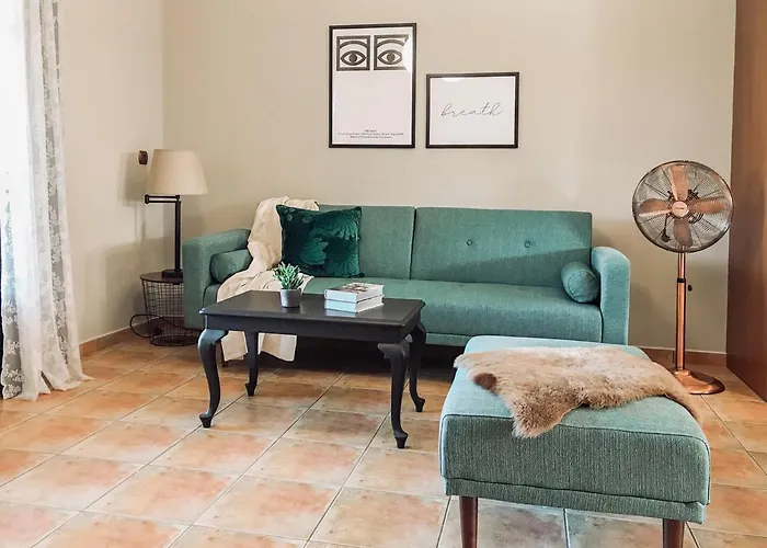 Agrilia Maison * Razáta