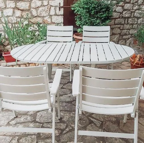 Apartmán Agrilia Maison Razáta