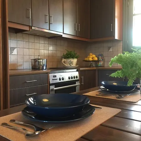 Apartamento Agrilia Maison Razáta